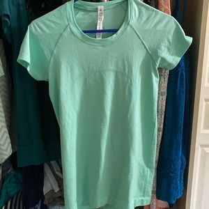 Lululemon size 6 mint green swiftly